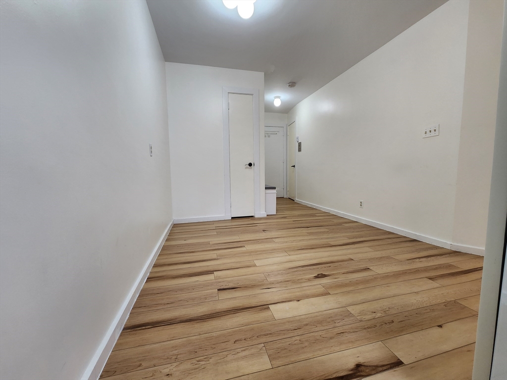 1 bed, 1 bath apartment for rent at 125 Pleasant St Unit 203, Arlington — photo 10 of 19