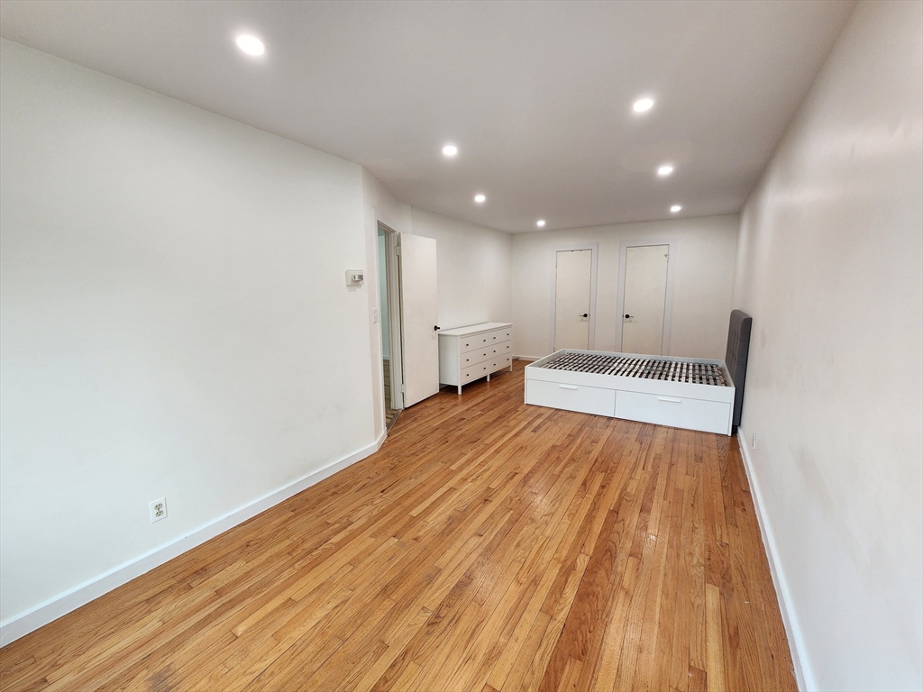 1 bed, 1 bath apartment for rent at 125 Pleasant St Unit 203, Arlington — photo 15 of 19