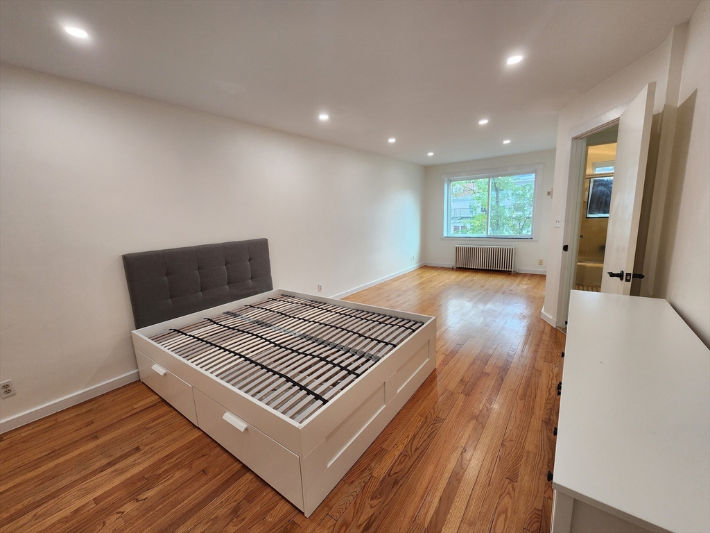 1 bed, 1 bath apartment for rent at 125 Pleasant St Unit 203, Arlington — photo 12 of 19