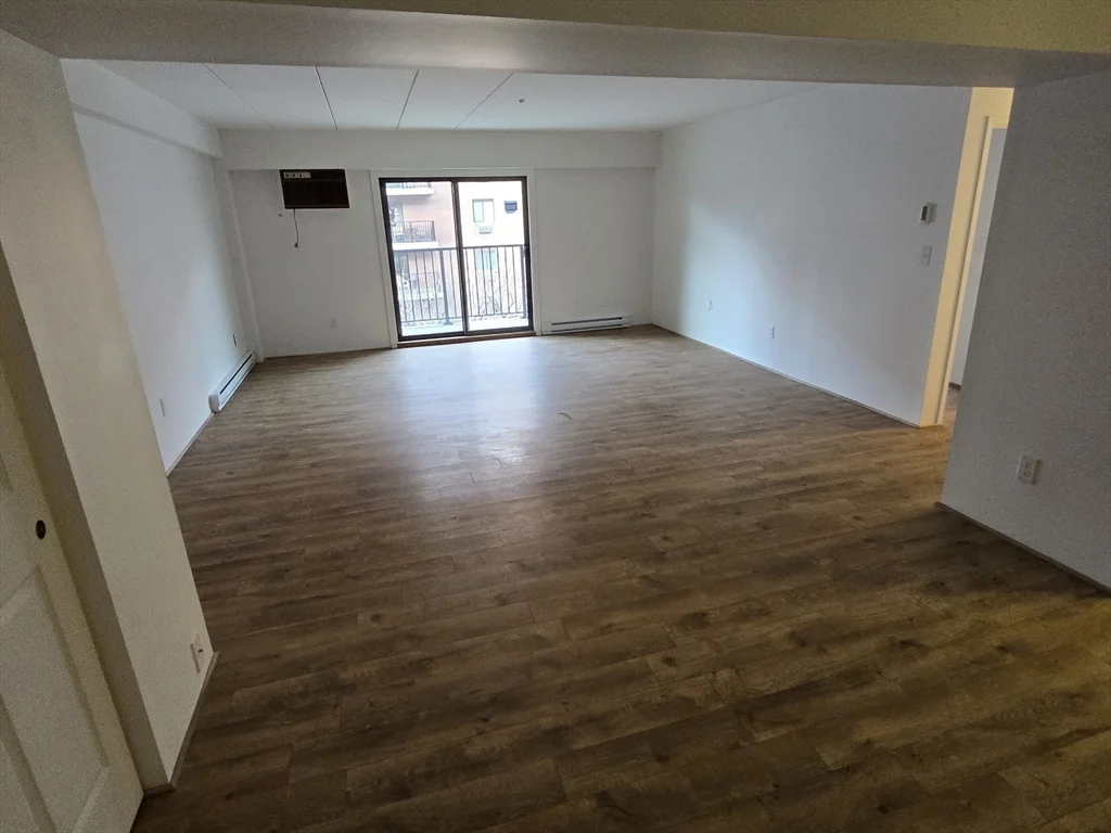 2 bed, 2 bath apartment for rent at 125 Pleasant St Unit 304, Coolidge Corner — photo 2 of 22
