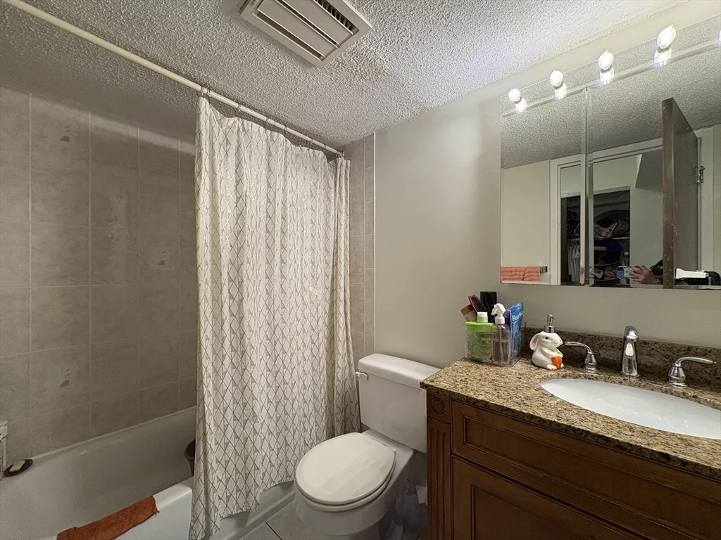2 bed, 2 bath apartment for rent at 125 Pleasant St Unit 308, North Brookline — photo 13 of 14