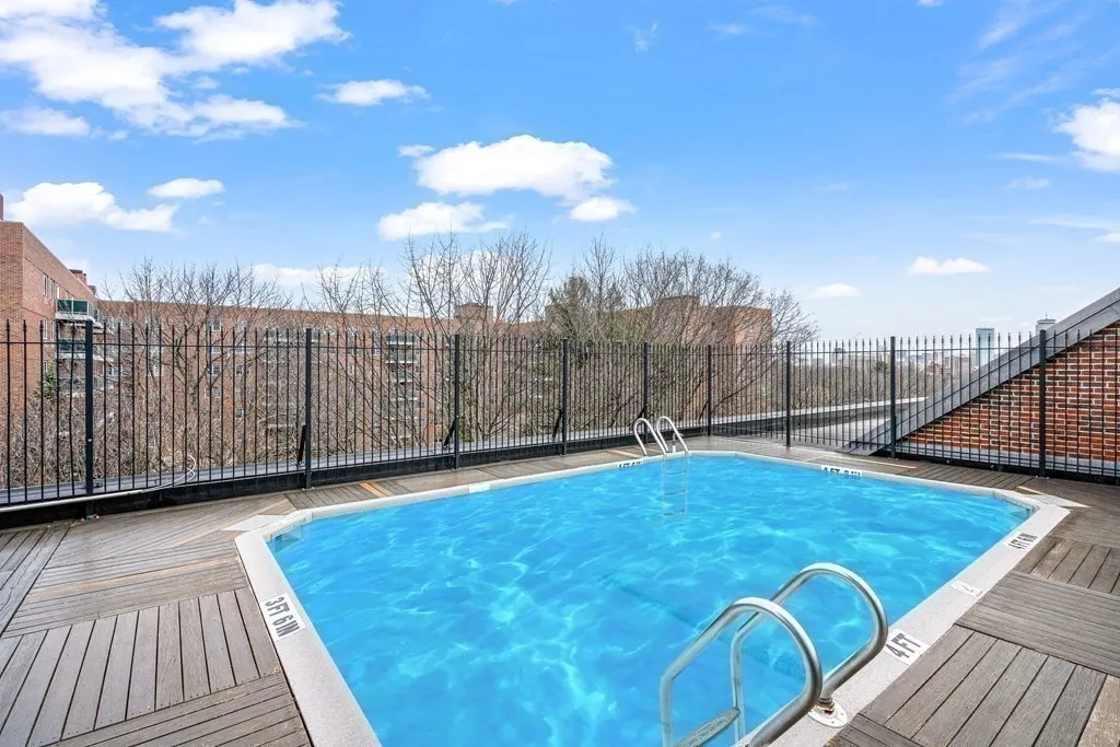 2 bed, 2 bath apartment for rent at 125 Pleasant St Unit 401, Coolidge Corner — photo 18 of 20