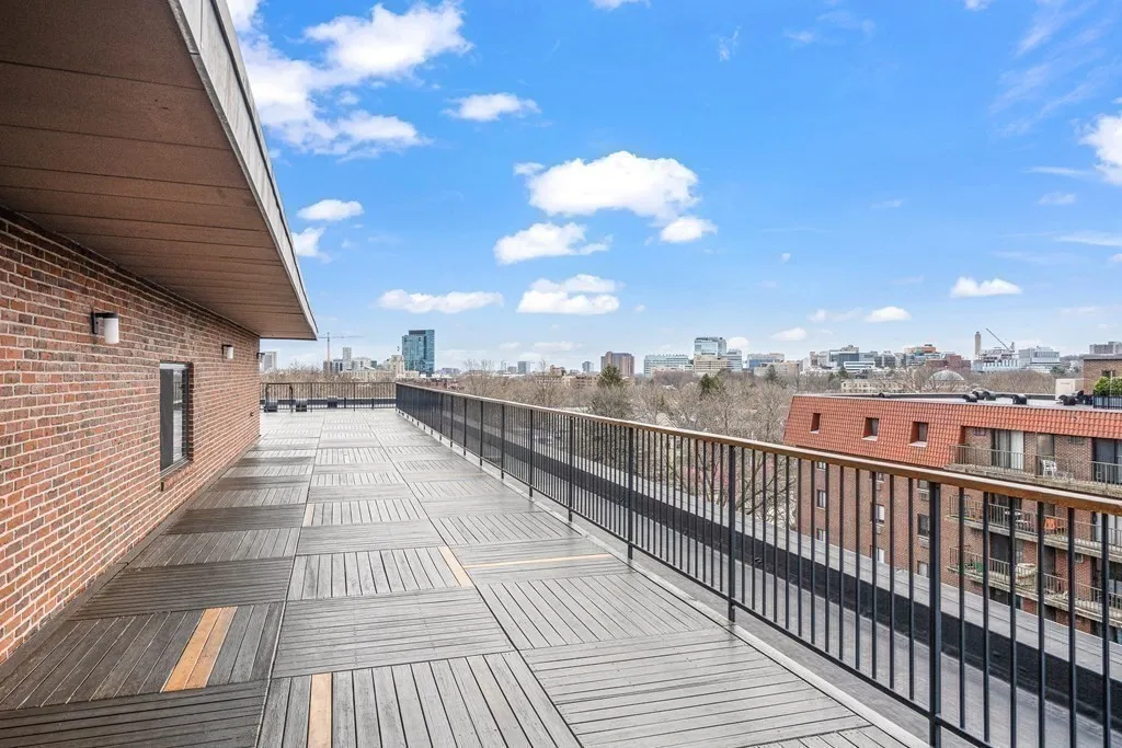 2 bed, 2 bath apartment for rent at 125 Pleasant St Unit 401, Coolidge Corner — photo 17 of 20