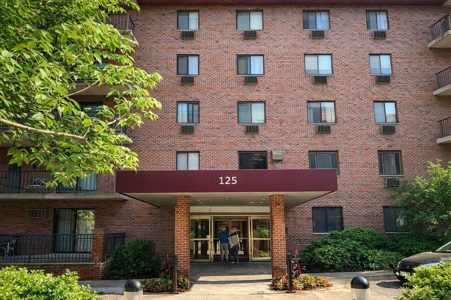 2 bed, 2 bath apartment for rent at 125 Pleasant St Unit 504, North Brookline — photo 9 of 17
