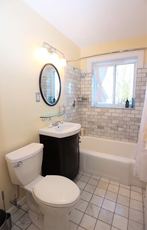 1 bed, 1 bath apartment for rent at 125 Pleasant St Unit PH401, Arlington — photo 14 of 20