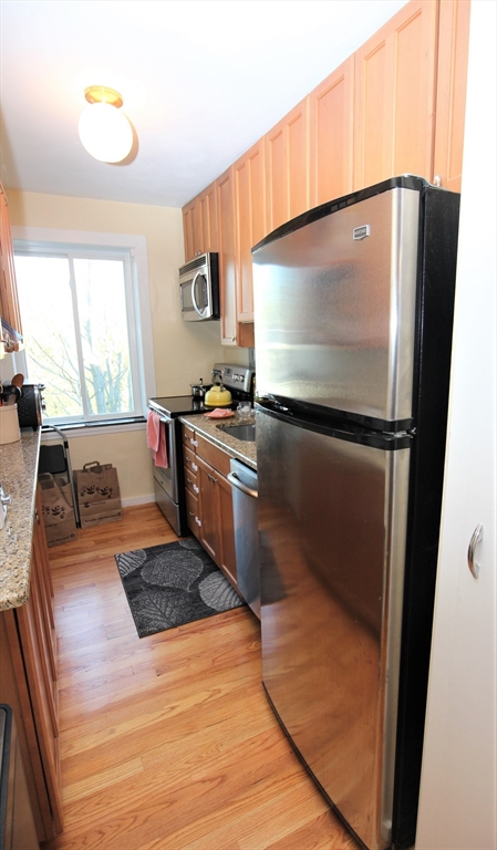 1 bed, 1 bath apartment for rent at 125 Pleasant St Unit PH401, Arlington — photo 3 of 20