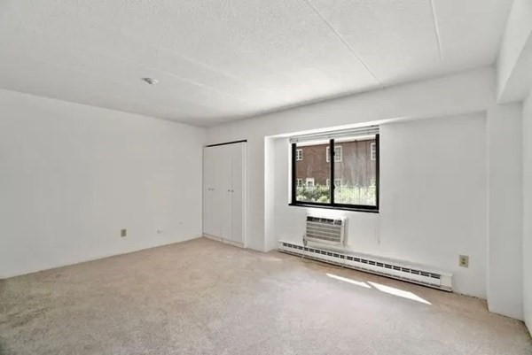 1 bed, 1 bath apartment for rent at 125 Pleasant Unit 107, Brookline — photo 4 of 11