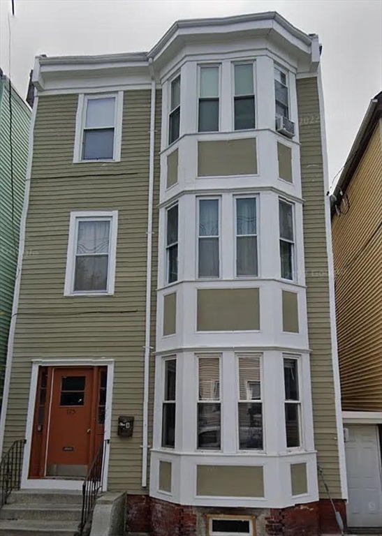 4 bed, 2 bath apartment for rent at 125 Princeton St Unit 2, East Boston — photo 23 of 24