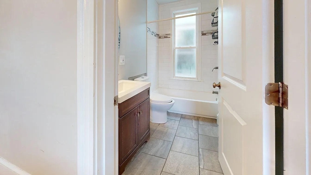 4 bed, 2 bath apartment for rent at 125 Princeton St Unit 2, East Boston — photo 18 of 24