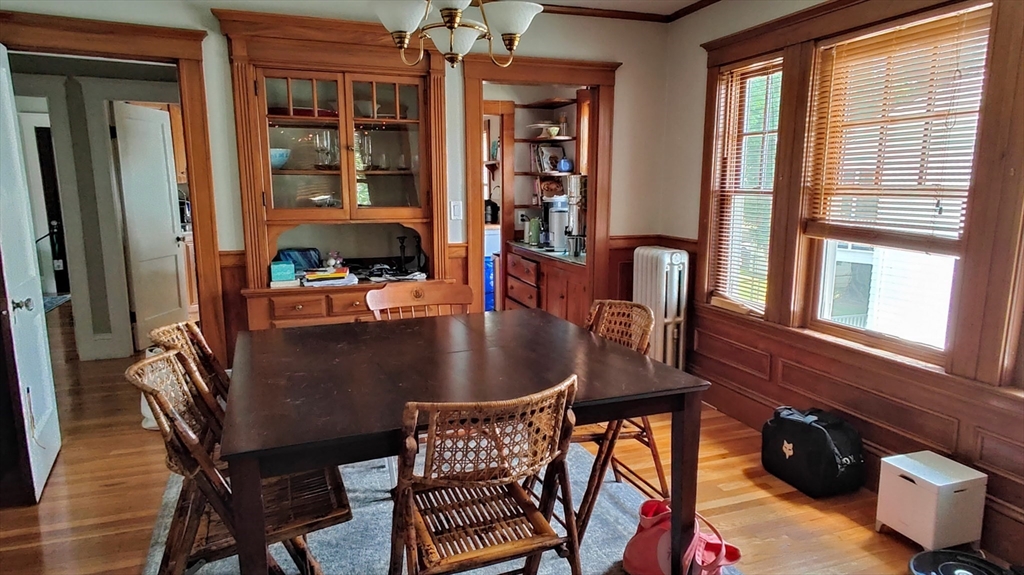 2 bed, 1 bath apartment for rent at 125 Slade Unit 125, Belmont — photo 6 of 12