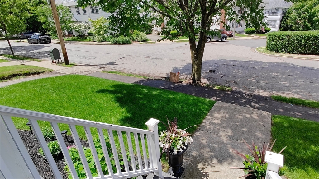 2 bed, 1 bath apartment for rent at 125 Slade Unit 125, Belmont — photo 2 of 12