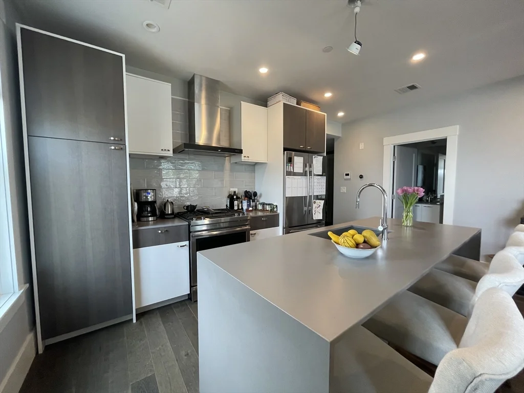 2 bed, 2 bath apartment for rent at 125 Stoughton St Unit 5, Dorchester — photo 8 of 26