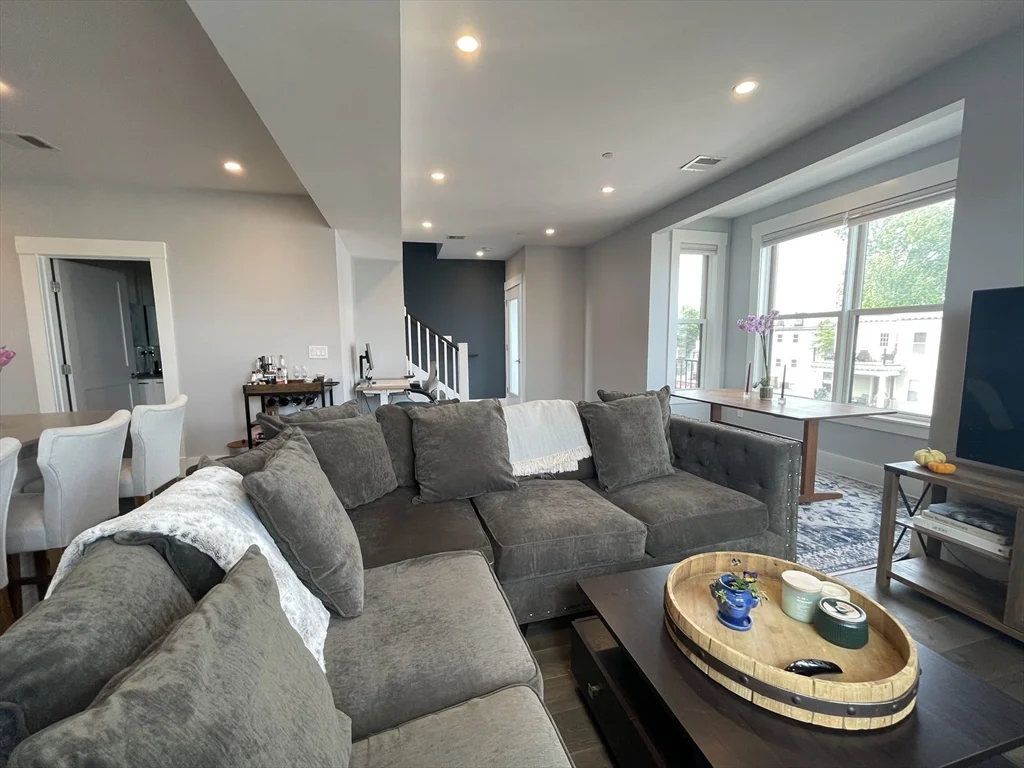 2 bed, 2 bath apartment for rent at 125 Stoughton St Unit 5, Dorchester — photo 3 of 26