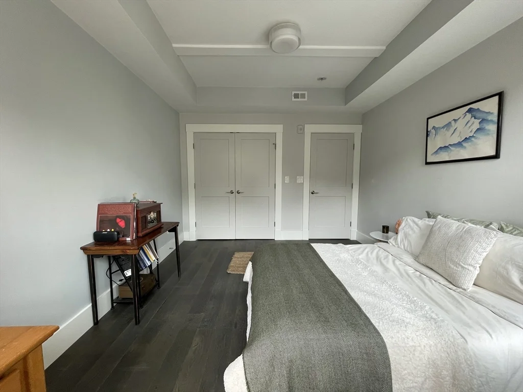 2 bed, 2 bath apartment for rent at 125 Stoughton St Unit 5, Dorchester — photo 24 of 26