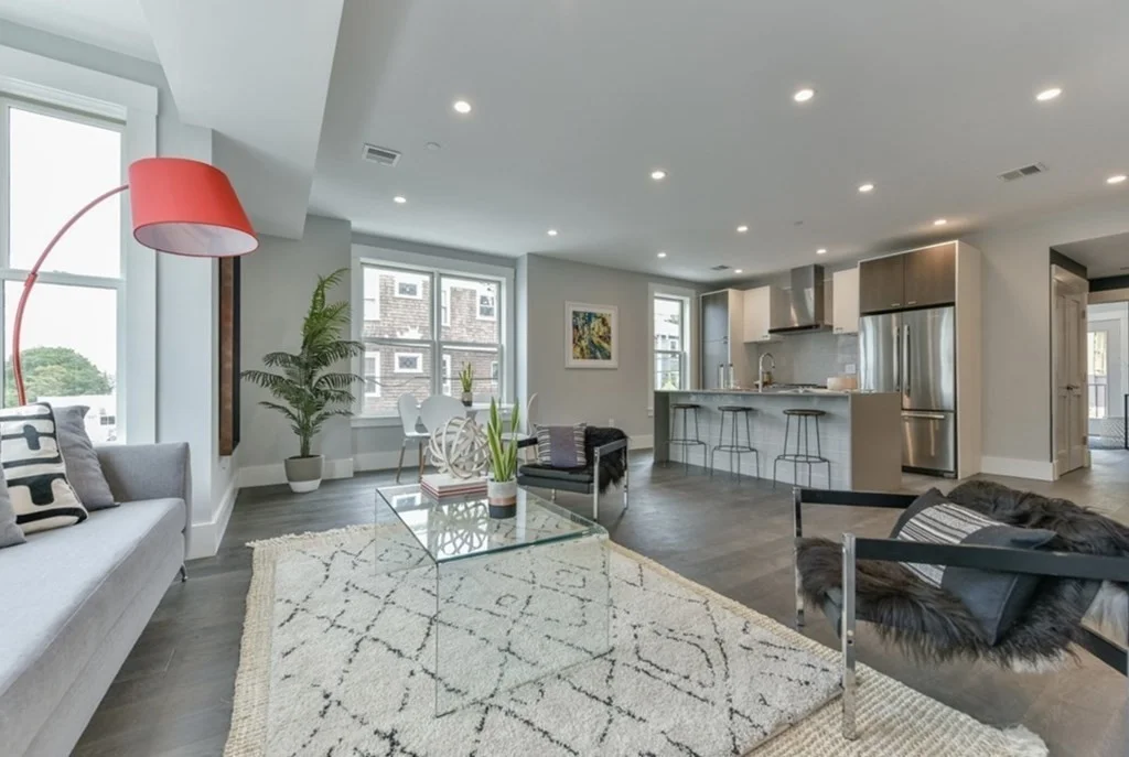 2 bed, 2 bath apartment for rent at 125 Stoughton Unit 3, Dorchester