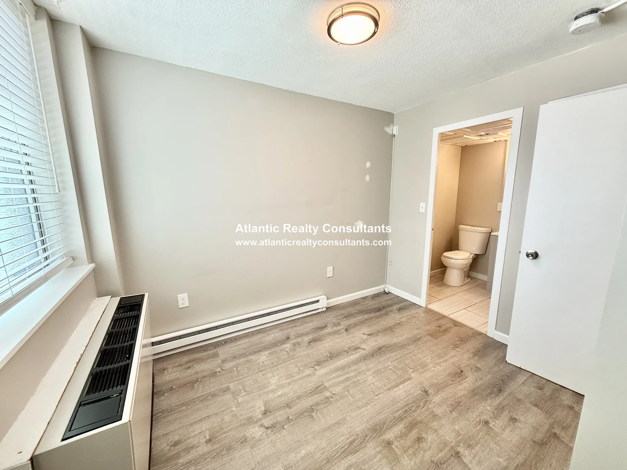 Studio bed, 1 bath apartment for rent at 125 Trapelo Rd Unit 101, Belmont — photo 3 of 11