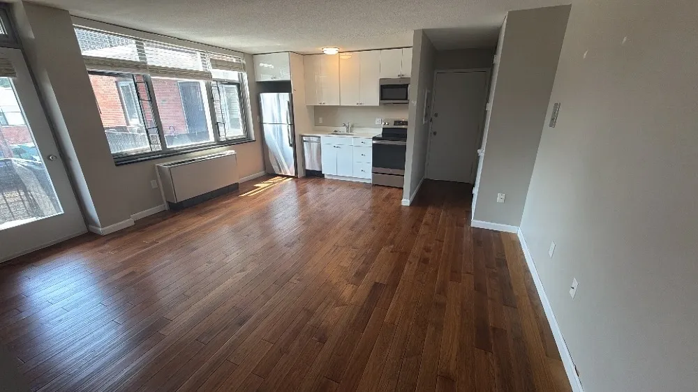1 bed, 1 bath apartment for rent at 125 Trapelo Rd Unit 14, Belmont — photo 6 of 11