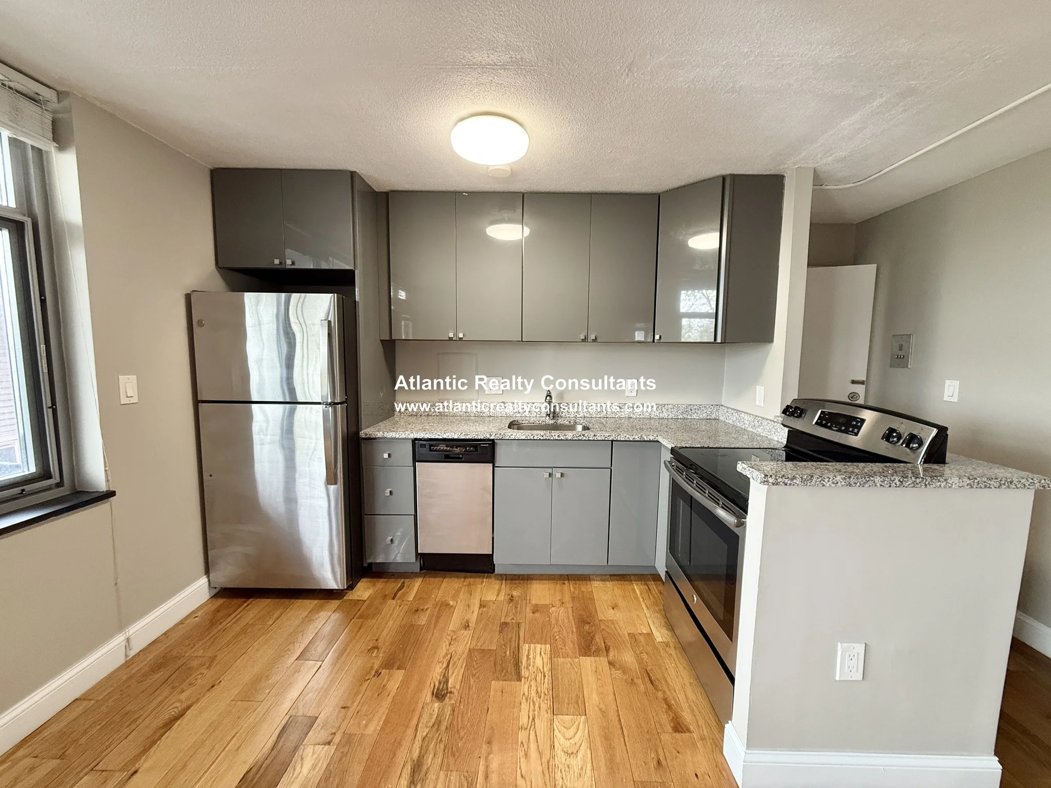 1 bed, 1 bath apartment for rent at 125 Trapelo Rd Unit 160, Belmont — photo 4 of 15