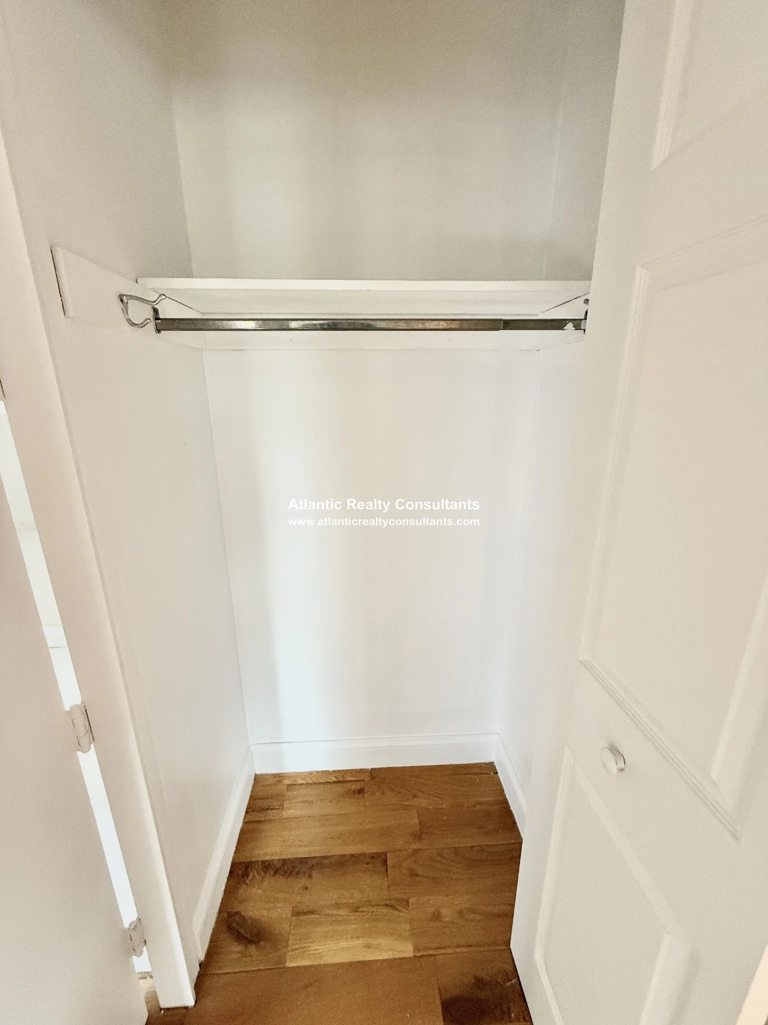 1 bed, 1 bath apartment for rent at 125 Trapelo Rd Unit 160, Belmont — photo 13 of 15
