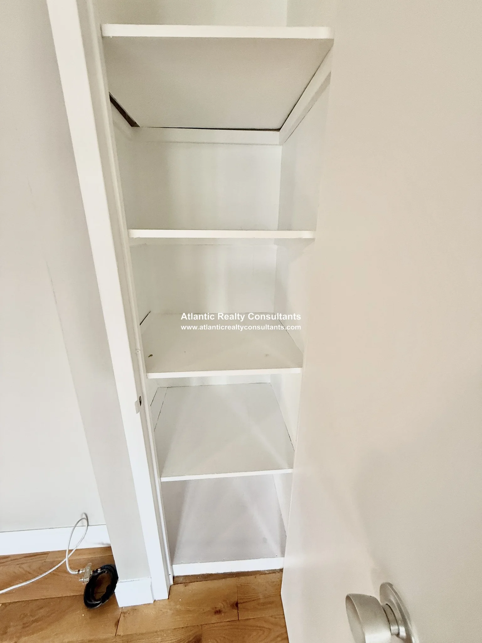 1 bed, 1 bath apartment for rent at 125 Trapelo Rd Unit 160, Belmont — photo 12 of 15
