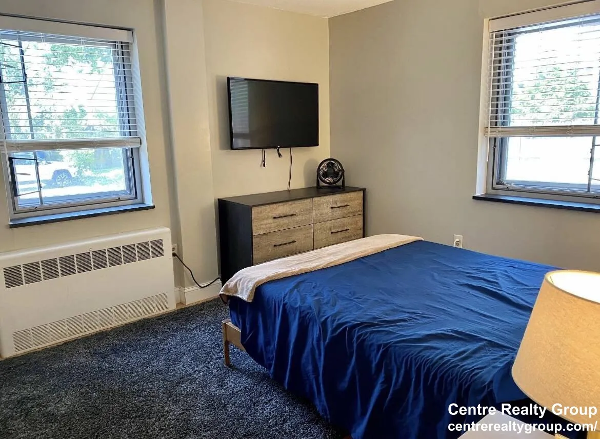 1 bed, 1 bath apartment for rent at 125 Trapelo Rd Unit 21, Belmont — photo 2 of 10