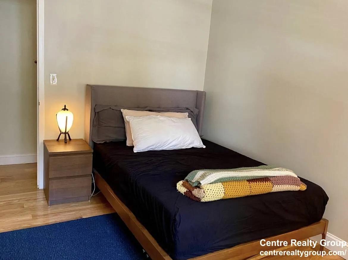 1 bed, 1 bath apartment for rent at 125 Trapelo Rd Unit 21, Belmont — photo 4 of 10