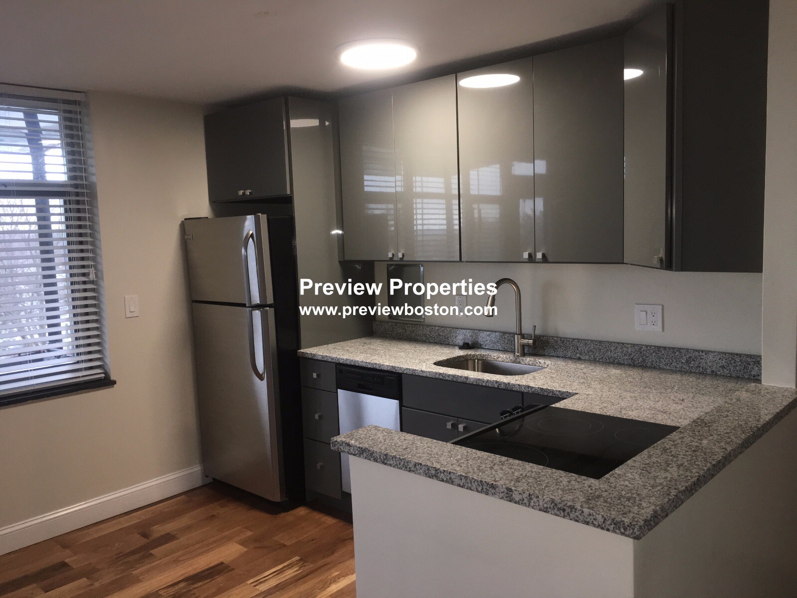 1 bed, 1 bath apartment for rent at 125 Trapelo Rd Unit 27, Belmont — photo 2 of 5