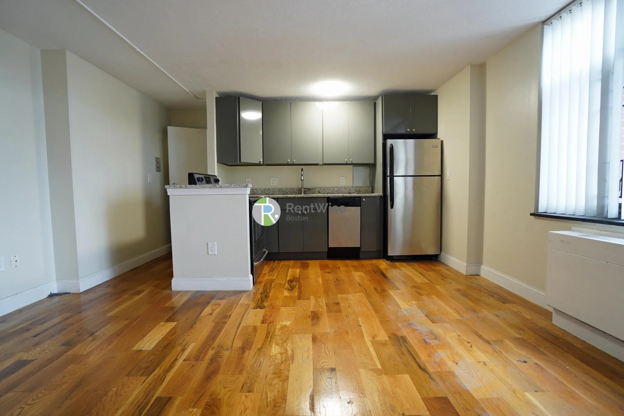 1 bed, 1 bath apartment for rent at 125 Trapelo Rd Unit 33, Belmont — photo 1 of 20
