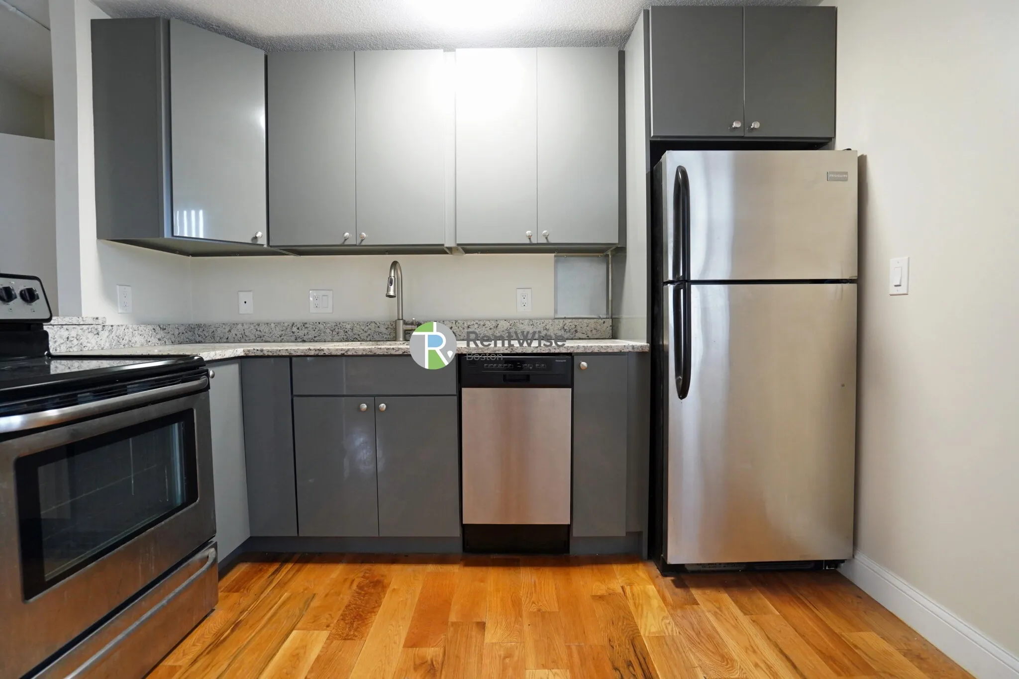 1 bed, 1 bath apartment for rent at 125 Trapelo Rd Unit 33, Belmont — photo 4 of 20