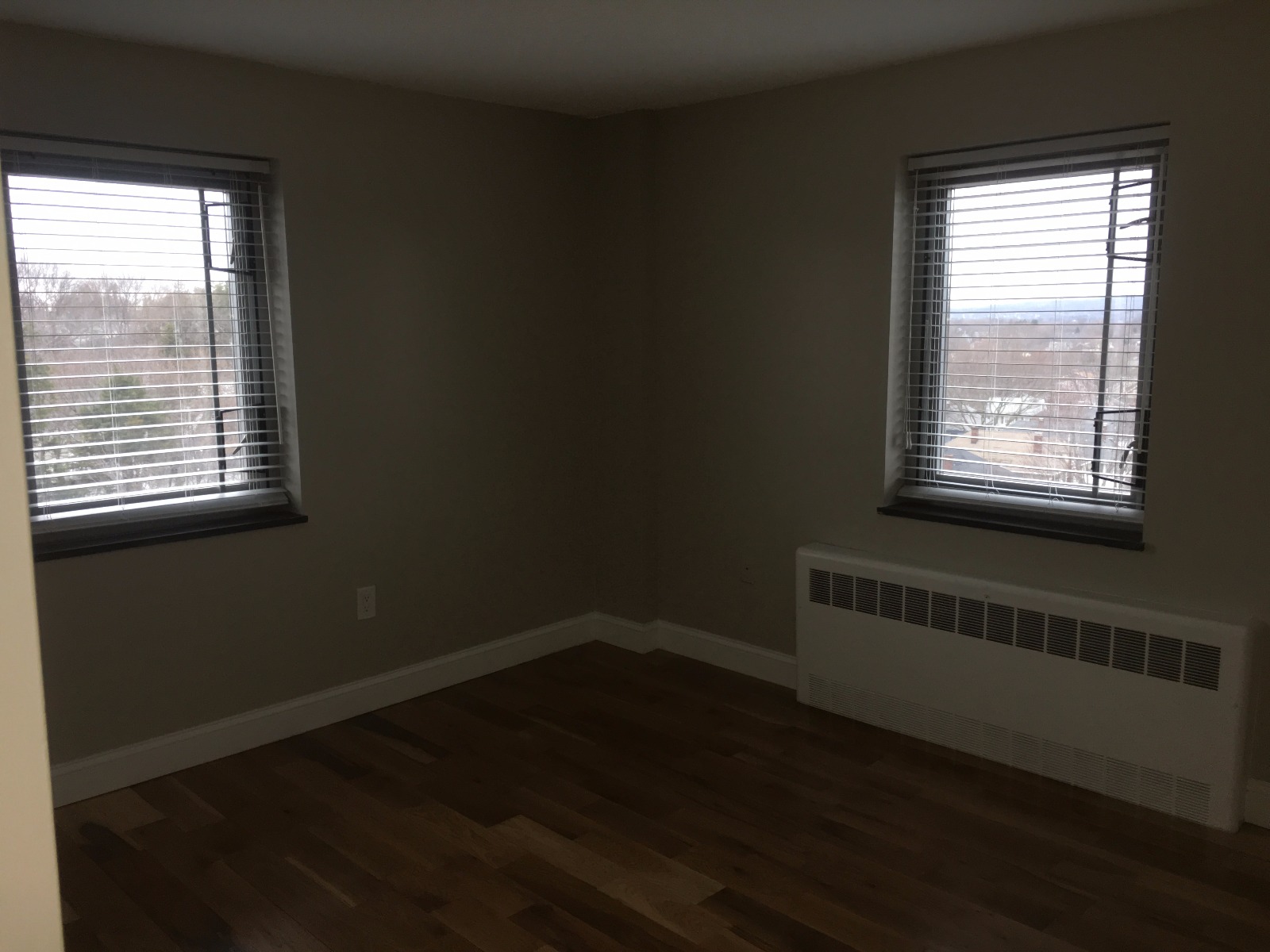 1 bed, 1 bath apartment for rent at 125 Trapelo Rd Unit 40, Belmont — photo 4 of 6