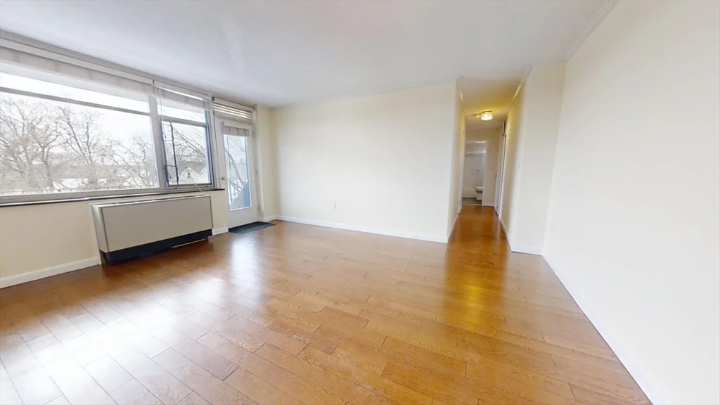 2 bed, 1 bath apartment for rent at 125 Trapelo Unit 23, Belmont — photo 5 of 12