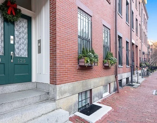 1 bed, 1 bath apartment for rent at 125 W Concord Unit 2, South End — photo 11 of 12