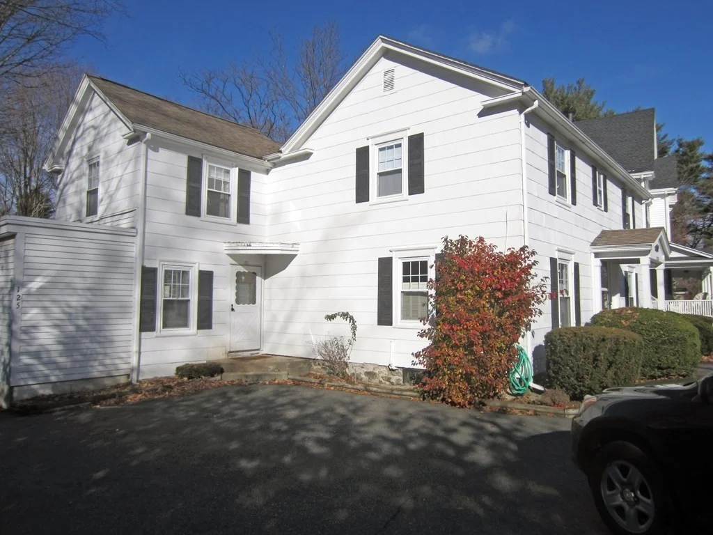 1 bed, 1 bath apartment for rent at 125 Washington St Unit 125, Wellesley — photo 1 of 10