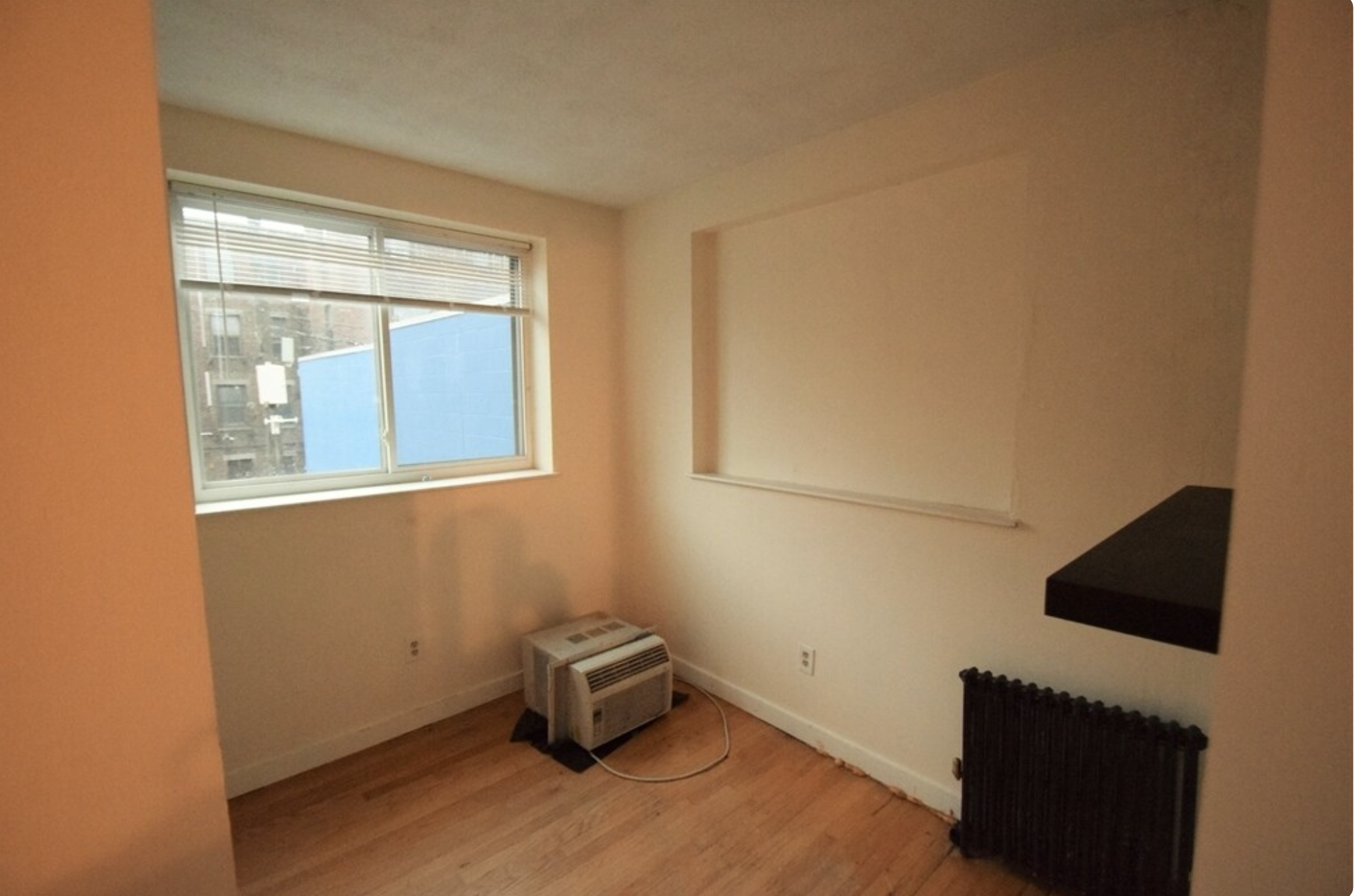 2 bed, 1 bath apartment for rent at 1251 Commonwealth Unit 2, Brighton — photo 4 of 6