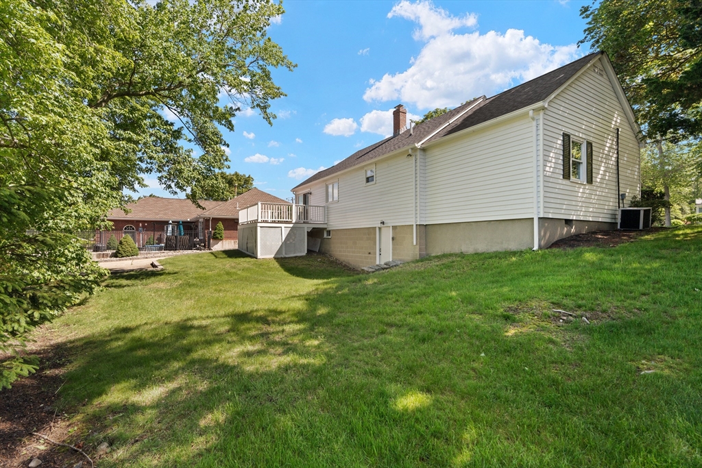 2 bed, 1 bath apartment for rent at 1251 Randolph, Blue Hills — photo 19 of 19