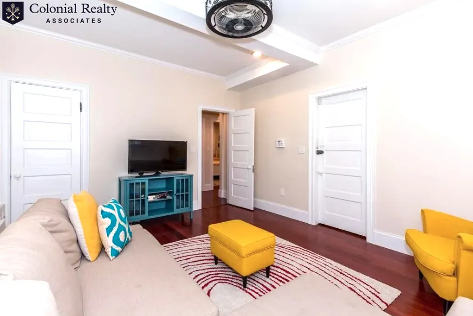 2 bed, 1 bath apartment for rent at 1253 Beacon St Unit 3Bb, Coolidge Corner — photo 9 of 18