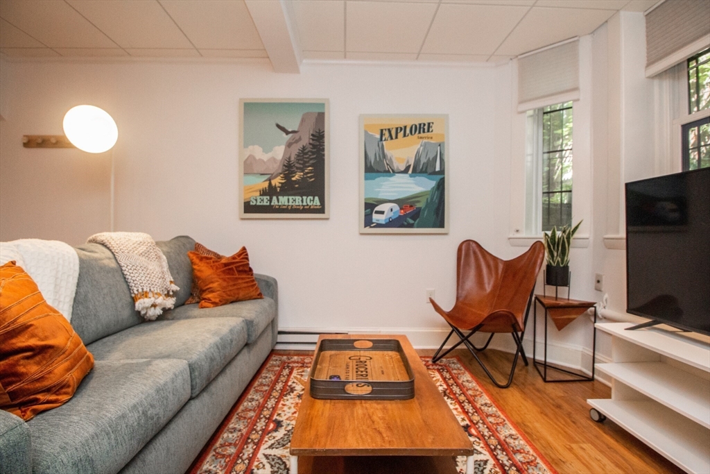 1 bed, 1 bath apartment for rent at 1253 Beacon St Unit 4Bb, Coolidge Corner — photo 9 of 19