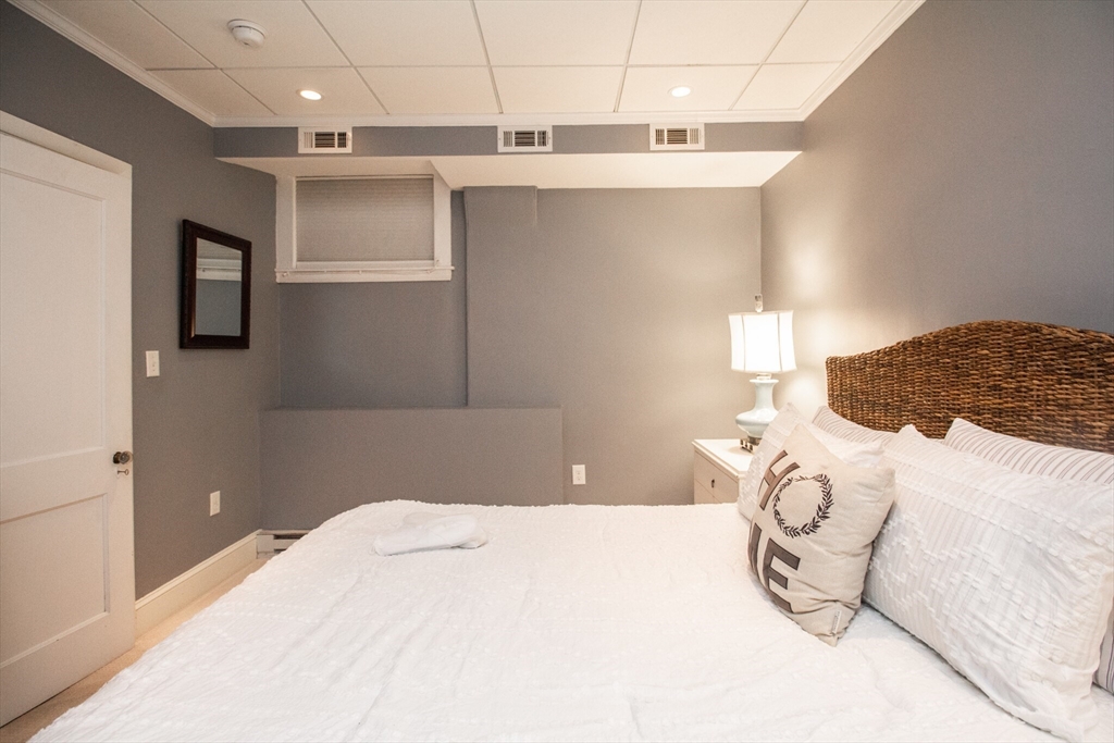 1 bed, 1 bath apartment for rent at 1253 Beacon St Unit 4Bb, Coolidge Corner — photo 18 of 19