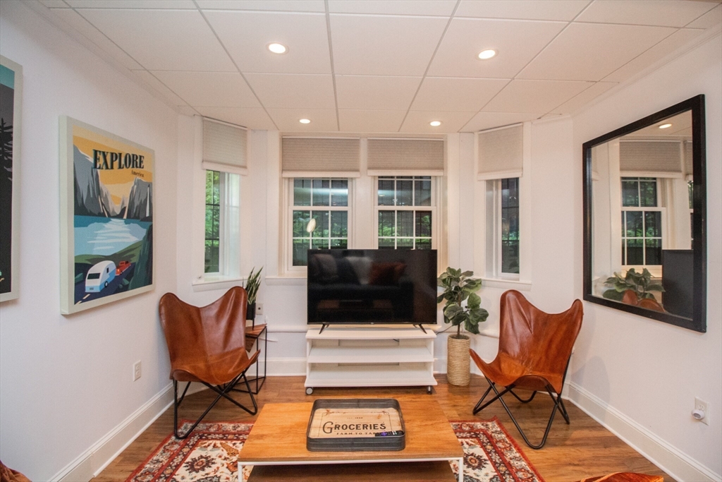 1 bed, 1 bath apartment for rent at 1253 Beacon St Unit 4Bb, Coolidge Corner — photo 7 of 19