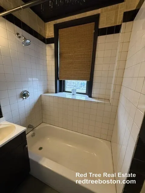 Studio bed, 1 bath apartment for rent at 1254 Commonwealth Ave Unit 16, Allston — photo 8 of 9