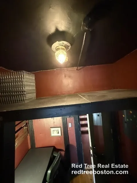 Studio bed, 1 bath apartment for rent at 1254 Commonwealth Ave Unit 16, Allston — photo 6 of 9