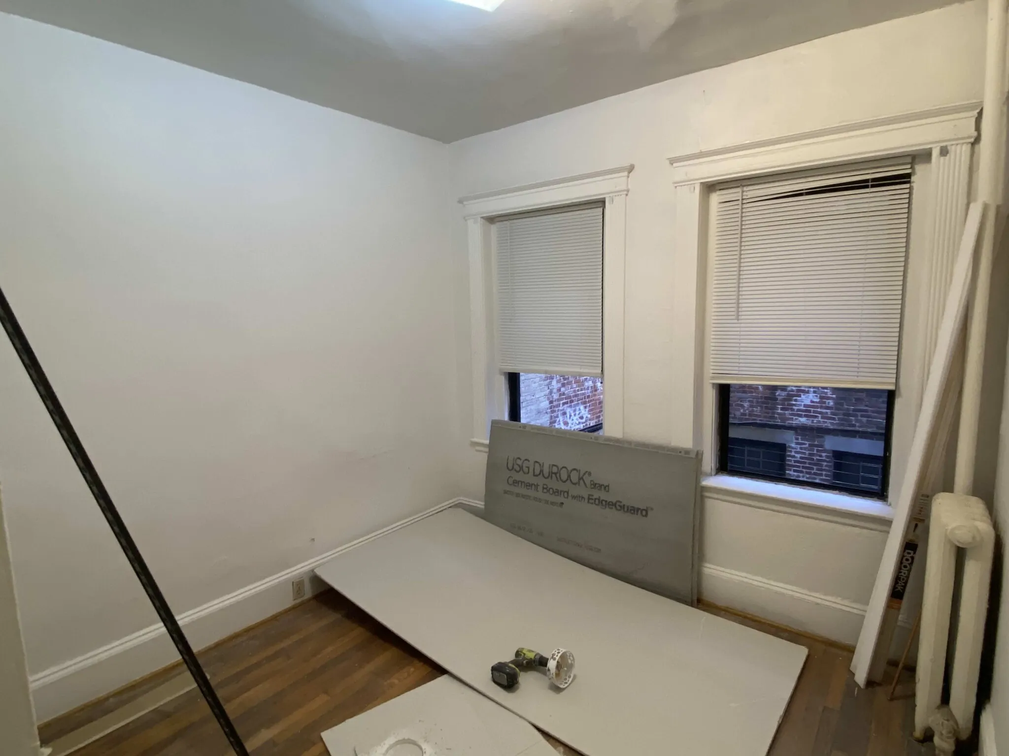3 bed, 1.5 bath apartment for rent at 1254 Commonwealth Ave Unit 3, Allston — photo 5 of 8