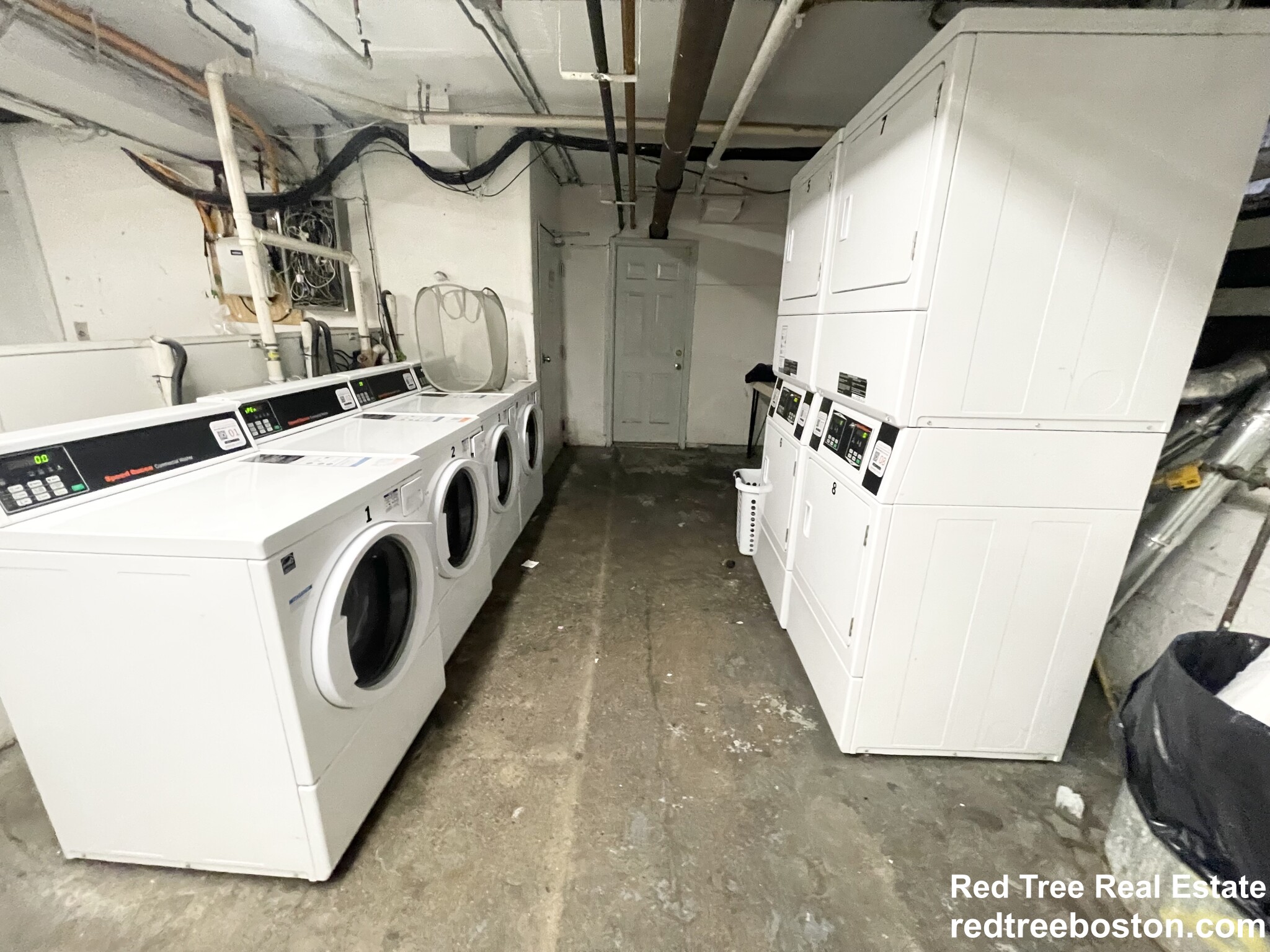 3 bed, 1 bath apartment for rent at 1254 Commonwealth Ave Unit B, Allston — photo 8 of 9