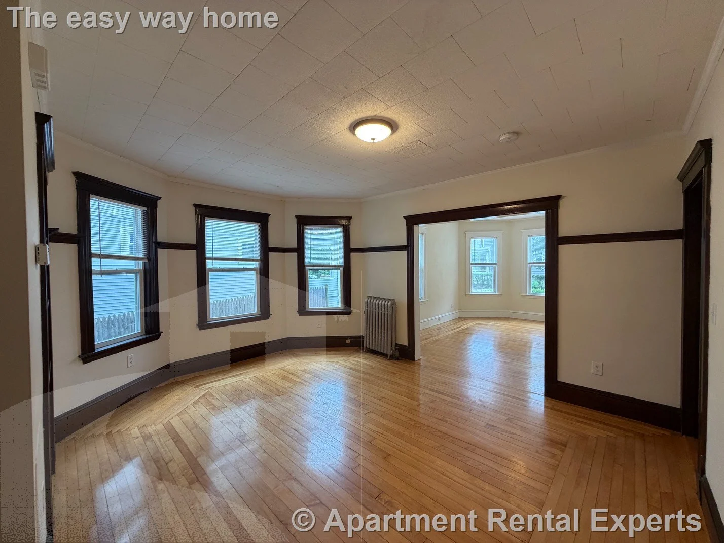 3 bed, 1 bath apartment for rent at 126 Auburn St Unit 1, Tufts — photo 4 of 15