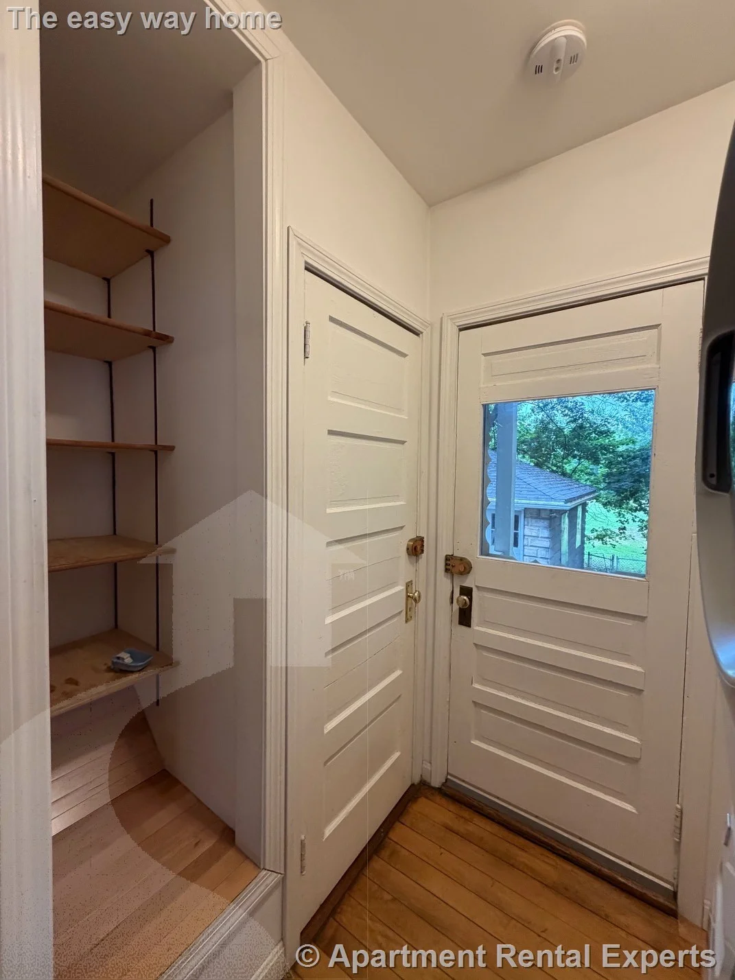 3 bed, 1 bath apartment for rent at 126 Auburn St Unit 1, Tufts — photo 9 of 15