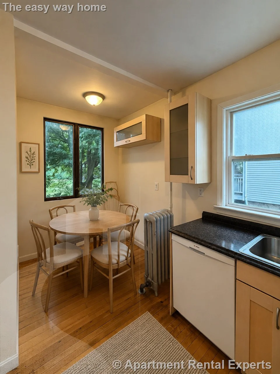 3 bed, 1 bath apartment for rent at 126 Auburn St Unit 1, Tufts — photo 2 of 15