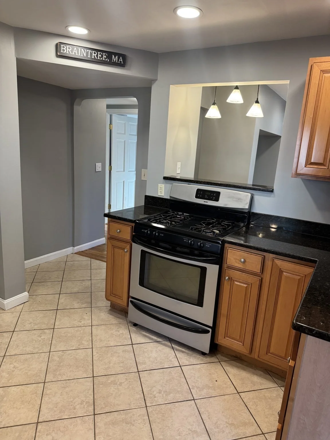 2 bed, 1 bath apartment for rent at 126 Audubon Ave, East Braintree — photo 6 of 17