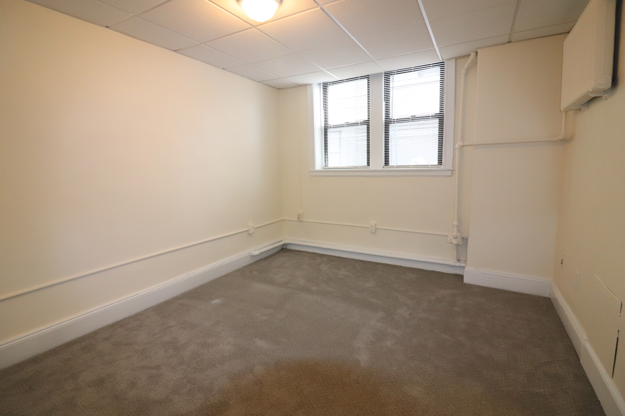 2 bed, 1 bath apartment for rent at 126 Babcock St Unit B5, North Brookline — photo 8 of 20