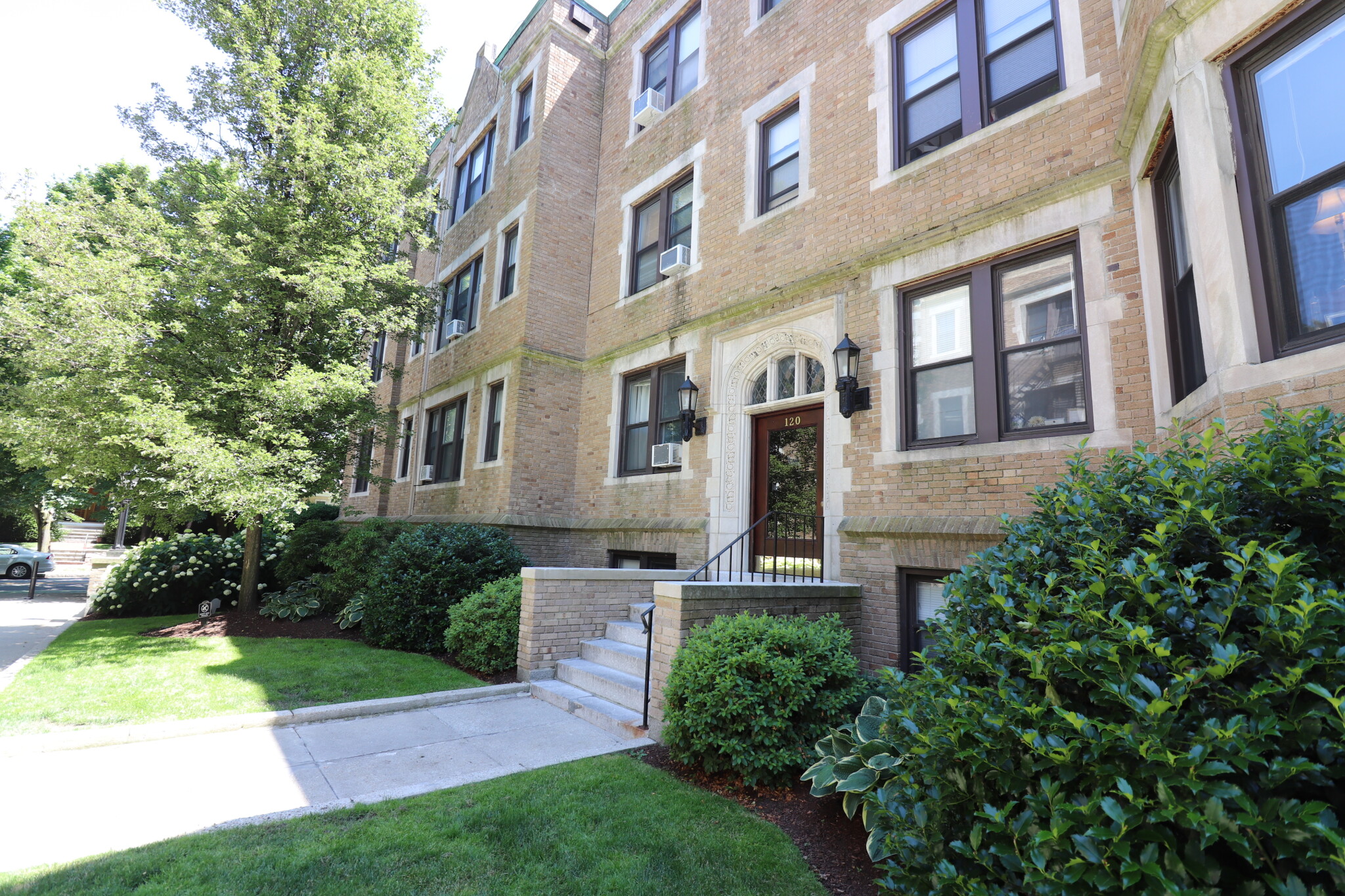 2 bed, 1 bath apartment for rent at 126 Babcock St Unit B5, North Brookline — photo 19 of 20