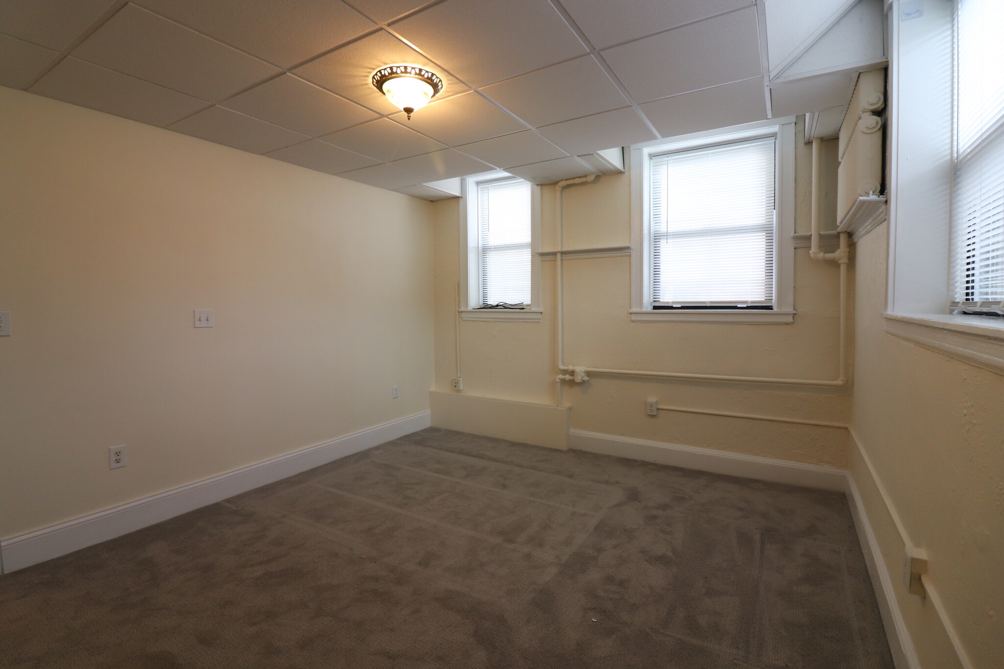 2 bed, 1 bath apartment for rent at 126 Babcock St Unit B5, North Brookline — photo 12 of 20